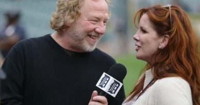 Timothy Busfield net worth