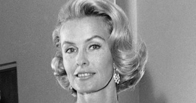 Dina Merrill net worth