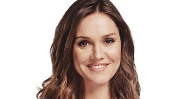 Erinn Hayes net worth