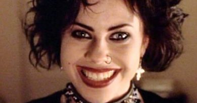 Fairuza Balk net worth