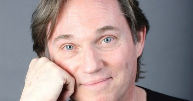 Richard Thomas net worth