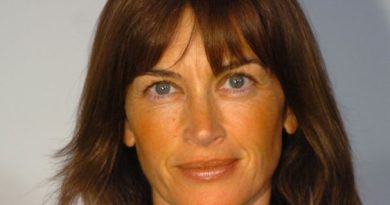 Amanda Pays Net Worth