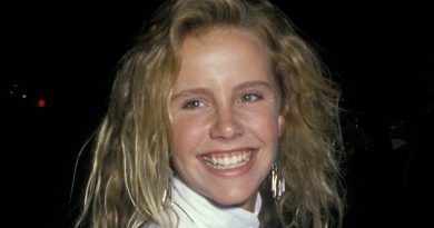 Amanda Peterson Net Worth