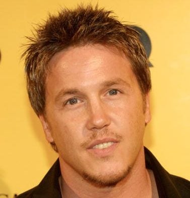 Lochlyn Munro Net Worth