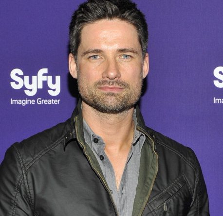 Warren Christie Net Worth