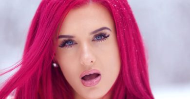 How Rich is Justina Valentine