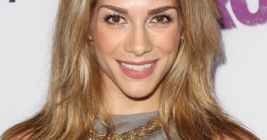 How Rich is Allison Holker