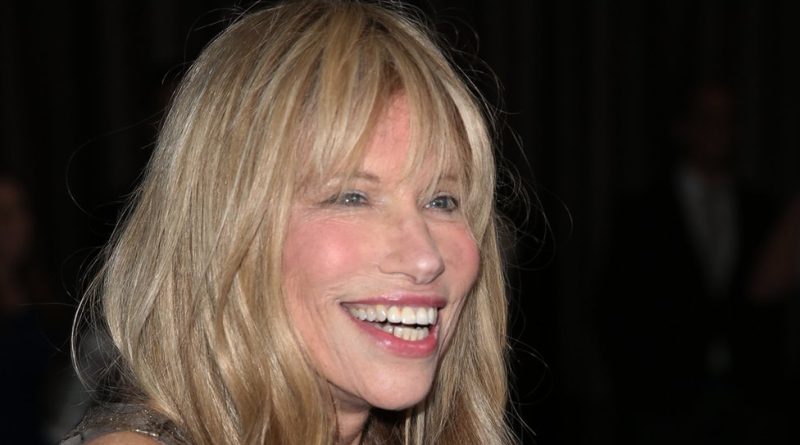 How Rich is Carly Simon