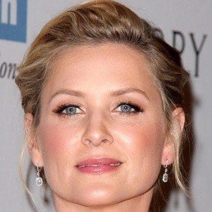 How Rich is Jessica Capshaw