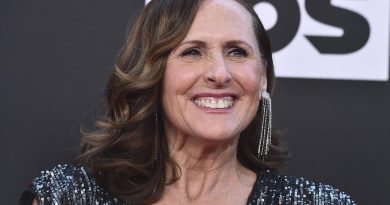 How Rich is Molly Shannon