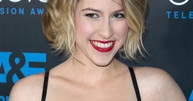 How Rich is Eden Sher
