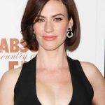 How Rich is Maggie Siff