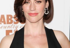 How Rich is Maggie Siff