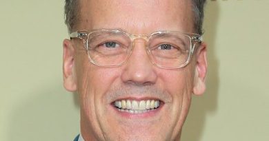 Dee Bradley Baker Wealth